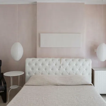 Delizioso In Villino Indipendente Apartamento *